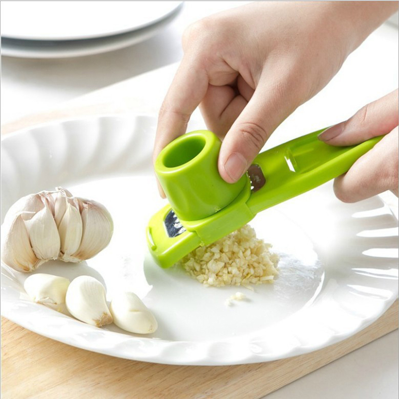 Kitchen Gadgets Gifts - Mini molinillo de ajo creativo, prensa